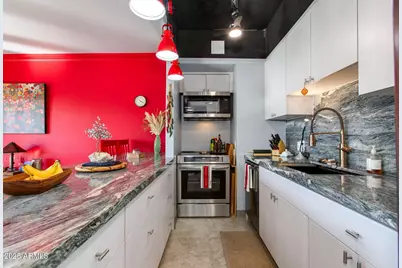 4750 N Central Avenue #3J, Phoenix, AZ 85012 - Photo 1