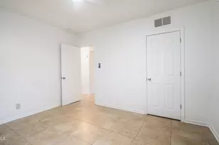 1728 W Avalon Dr, Phoenix, AZ 85015 - Photo 13