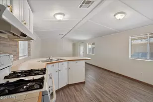 2121 N Center St, Mesa, AZ 85201 - Photo 13