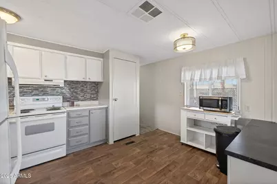 201 S Greenfield Road #310, Mesa, AZ 85206 - Photo 13