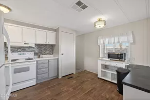 201 S Greenfield Rd, Mesa, AZ 85206 - Photo 13