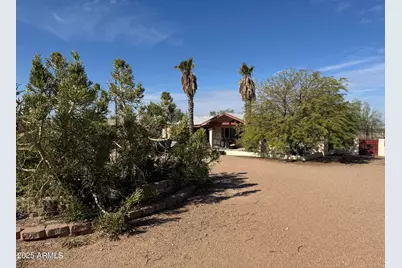851 E Junction Street, Apache Junction, AZ 85119 - Photo 1