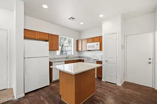 3040 W Los Gatos Dr, Phoenix, AZ 85027 - Photo 9