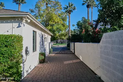 2038 N 11th Avenue, Phoenix, AZ 85007 - Photo 47