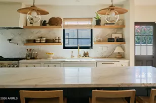 2038 N 11th Ave, Phoenix, AZ 85007 - Photo 11