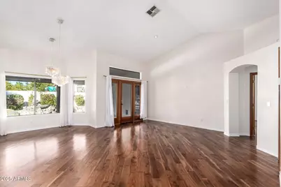 8648 S Kenwood Lane, Tempe, AZ 85284 - Photo 7