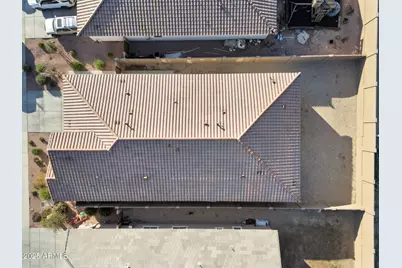 19948 W Flower Street, Buckeye, AZ 85396 - Photo 5