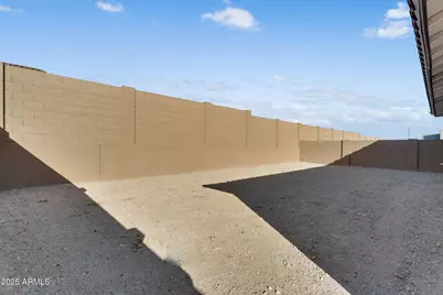 19948 W Flower Street, Buckeye, AZ 85396 - Photo 45