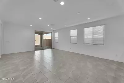 19948 W Flower Street, Buckeye, AZ 85396 - Photo 11