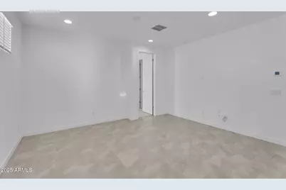 19948 W Flower Street, Buckeye, AZ 85396 - Photo 25