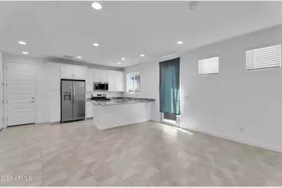 19948 W Flower Street, Buckeye, AZ 85396 - Photo 23