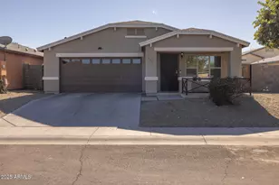 129 W Ian Dr, Phoenix, AZ 85041 - Photo 1