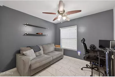 129 W Ian Drive, Phoenix, AZ 85041 - Photo 15