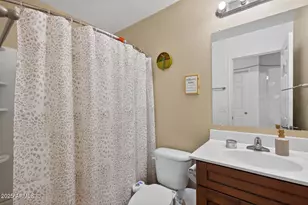 129 W Ian Dr, Phoenix, AZ 85041 - Photo 13