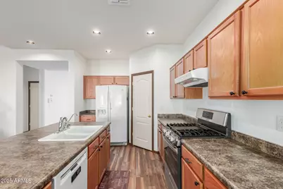 206 W Hawaii Drive, Casa Grande, AZ 85122 - Photo 13