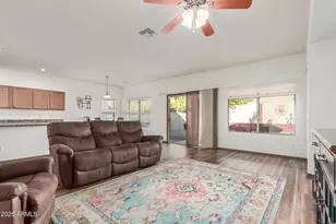 206 W Hawaii Dr, Casa Grande, AZ 85122 - Photo 9