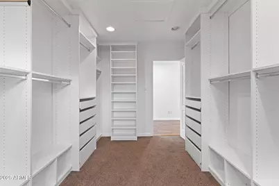 5328 E Pinchot Avenue, Phoenix, AZ 85018 - Photo 17