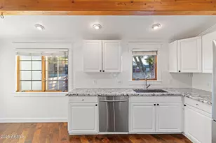 5328 E Pinchot Ave, Phoenix, AZ 85018 - Photo 7