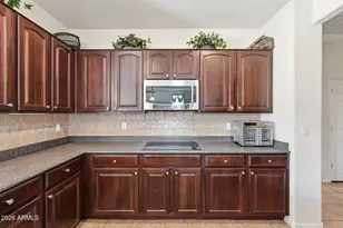 42855 W Magic Moment Dr, Maricopa, AZ 85138 - Photo 7