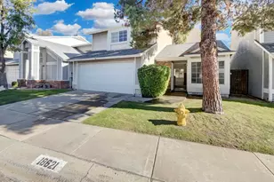 18621 N 4th Dr, Phoenix, AZ 85027 - Photo 1