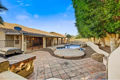 2015 E Bendix Drive, Tempe, AZ 85283 - Photo 27