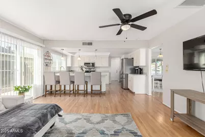 4903 W Desert Cove Avenue, Glendale, AZ 85304 - Photo 9