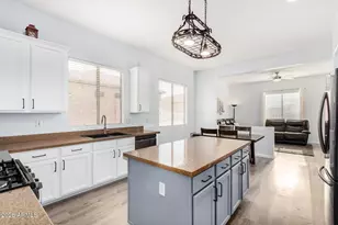 2531 W Cavalry Dr, Phoenix, AZ 85086 - Photo 15