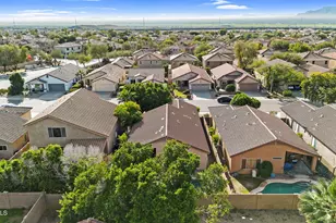 1714 W Hiddenview Dr, Phoenix, AZ 85045 - Photo 43