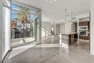 4745 N Scottsdale Rd, Scottsdale, AZ 85251 - Photo 11