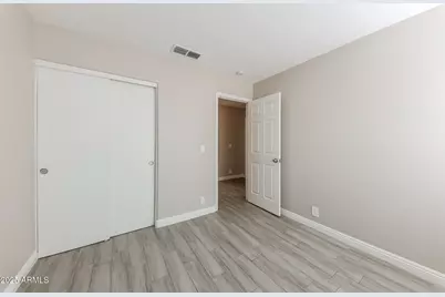 8833 W Monte Vista Road, Phoenix, AZ 85037 - Photo 13