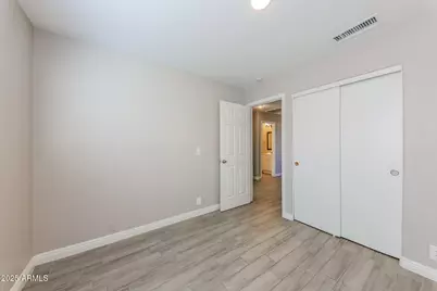 8833 W Monte Vista Road, Phoenix, AZ 85037 - Photo 15