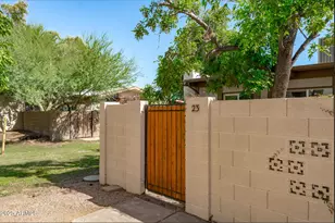 555 N May St, Mesa, AZ 85201 - Photo 19