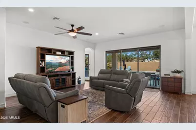 4717 S Quantum Way, Mesa, AZ 85212 - Photo 9