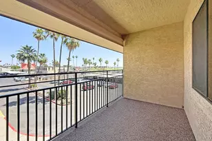 10330 W Thunderbird Blvd, Sun City, AZ 85351 - Photo 21