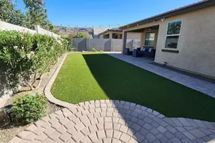 7925 S 24th Way, Phoenix, AZ 85042 - Photo 17