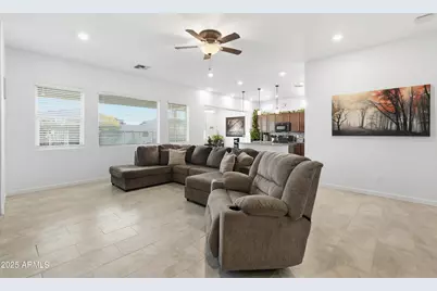 21659 E Waverly Drive, Queen Creek, AZ 85142 - Photo 9