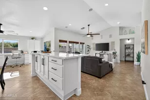 19651 N Bustos Ct, Maricopa, AZ 85138 - Photo 19