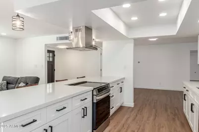 3234 S Allred Drive, Tempe, AZ 85282 - Photo 11