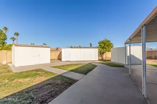 3234 S Allred Dr, Tempe, AZ 85282 - Photo 31