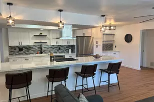 3234 S Allred Dr, Tempe, AZ 85282 - Photo 5