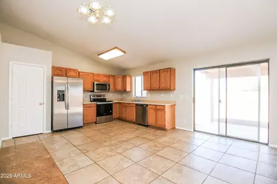 1860 S Moreno Drive, Apache Junction, AZ 85120 - Photo 7