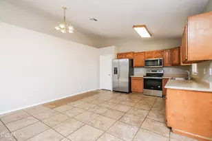 1860 S Moreno Dr, Apache Junction, AZ 85120 - Photo 5