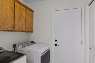 570 S Jackson St, Wickenburg, AZ 85390 - Photo 29