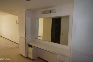 9803 W Pebble Beach Dr, Sun City, AZ 85351 - Photo 23