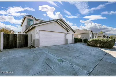 43561 W Snow Drive, Maricopa, AZ 85138 - Photo 3