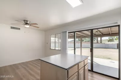 1025 E Greenway Drive, Tempe, AZ 85282 - Photo 15