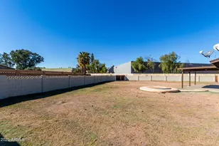 1025 E Greenway Dr, Tempe, AZ 85282 - Photo 27