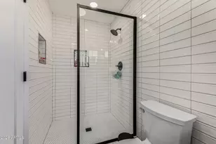 2013 W Windsor Ave, Phoenix, AZ 85009 - Photo 31