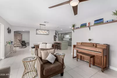 2013 W Windsor Avenue, Phoenix, AZ 85009 - Photo 13