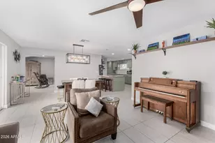 2013 W Windsor Ave, Phoenix, AZ 85009 - Photo 13